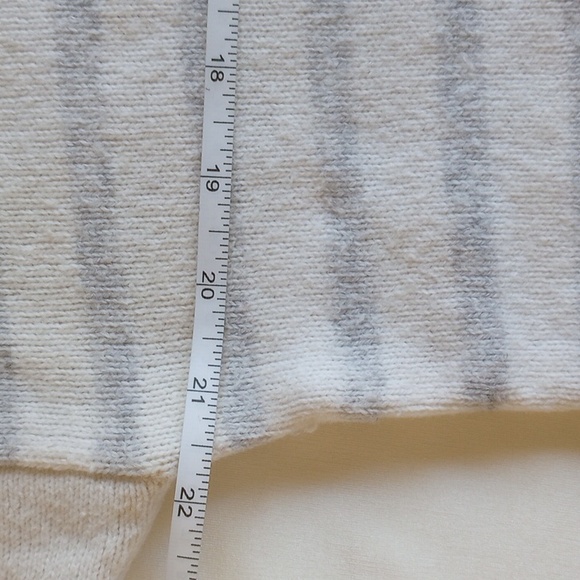 Gap Oversized Wool-Blend Hi-Lo Sweater M Ivory Gray *50off3* - Picture 5 of 6
